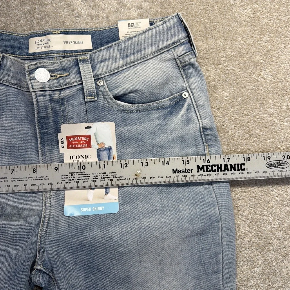 Levis Signature Super Skinny Blue Jeans Girls 18 (FITS 28 X 30) Distressed NEW - Picture 11 of 12